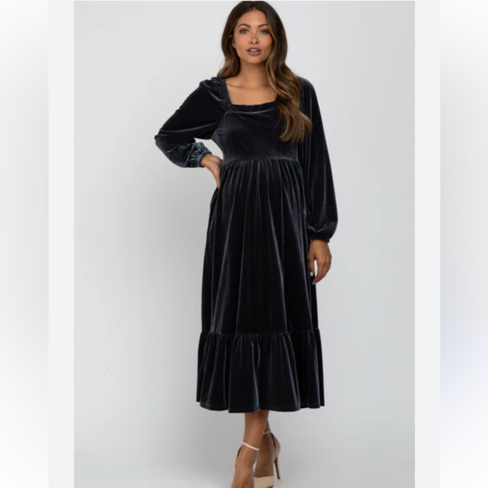Black Velvet Midi Dress with Long Sleeves